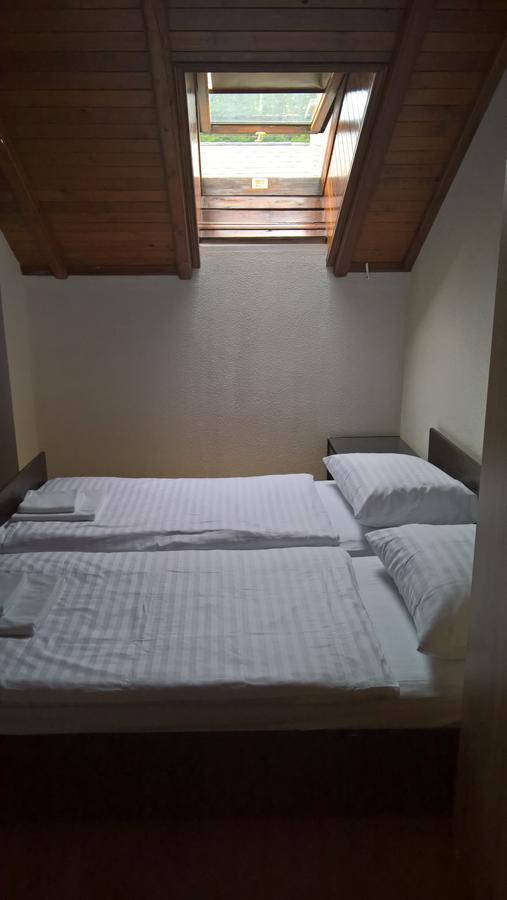 Bed & Breakfast Gostilna Lokve